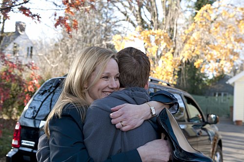 Con C mayúscula : Foto Laura Linney, Gabriel Basso