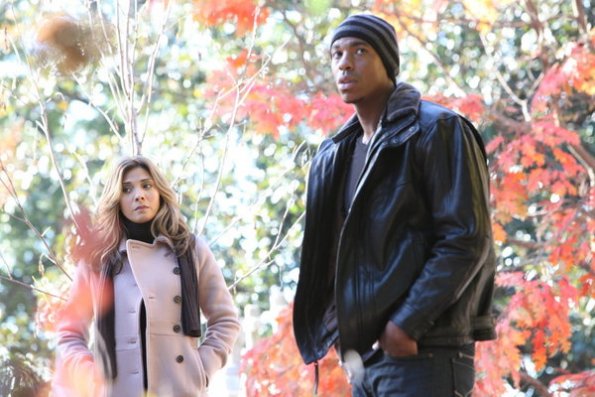 Terapia de choque : Foto Callie Thorne, Mehcad Brooks