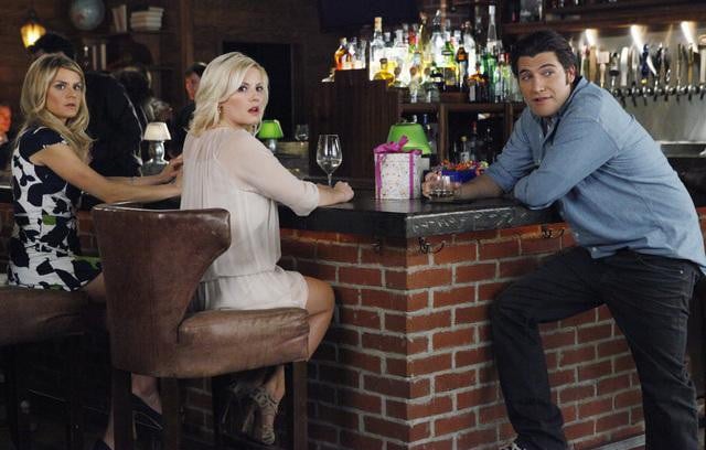 Foto Eliza Coupe, Adam Pally, Elisha Cuthbert