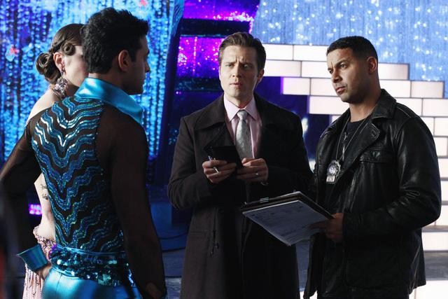 Castle : Foto Jon Huertas, Seamus Dever