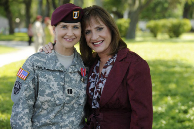 Army Wives : Foto Kellie Martin, Patti LuPone