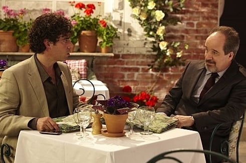 Episodes : Foto John Pankow, Stephen Mangan