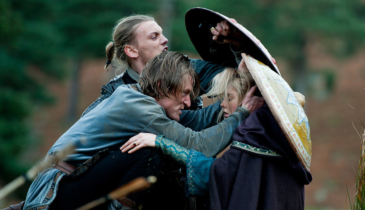 Foto Philip Winchester, Tamsin Egerton, Jamie Campbell Bower
