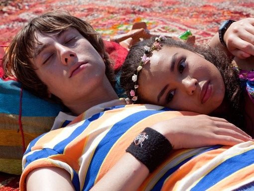 Skins : Foto Alexander Arnold, Jessica Sula