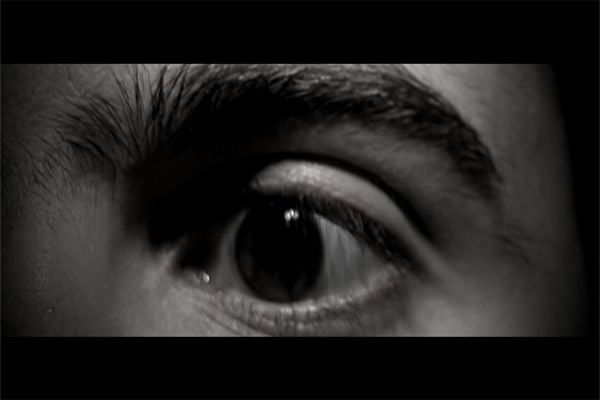 Alone : Foto Fabien Loïacono