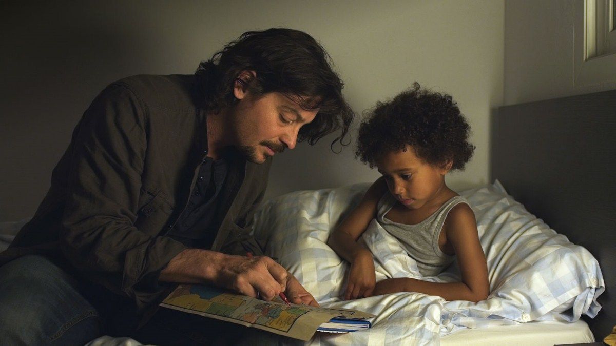 Black Brown White : Foto