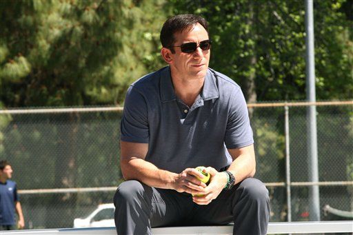 Awake : Foto Jason Isaacs