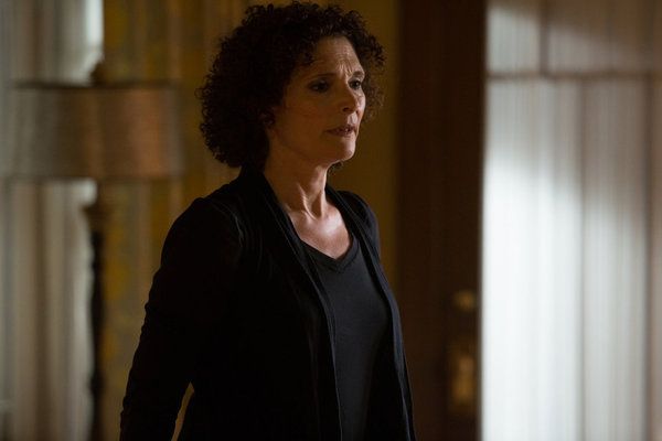 Grimm : Foto Mary Elizabeth Mastrantonio