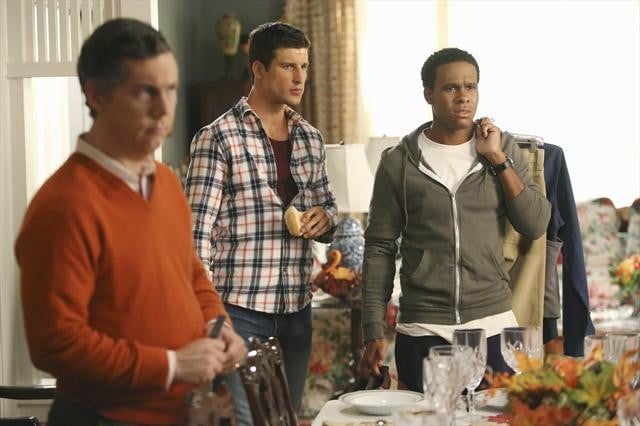 Suburgatory (Fuera de Lugar) : Foto Chris Parnell, Parker Young, Maestro Harrell