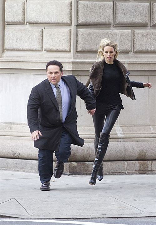 Vigilados: Person of Interest : Foto Karolina Kurkova, Kevin Chapman