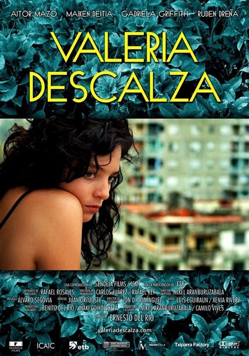 Valeria descalza : Cartel