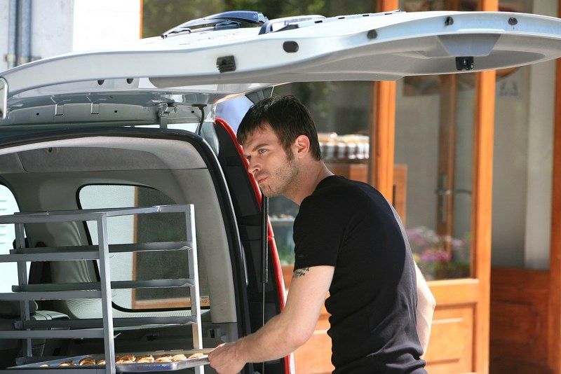 Kuzey Güney : Foto Kıvanç Tatlıtuğ