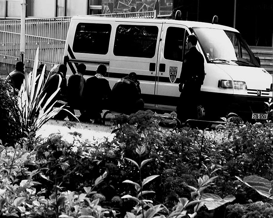 Qu'ils reposent en révolte : Foto