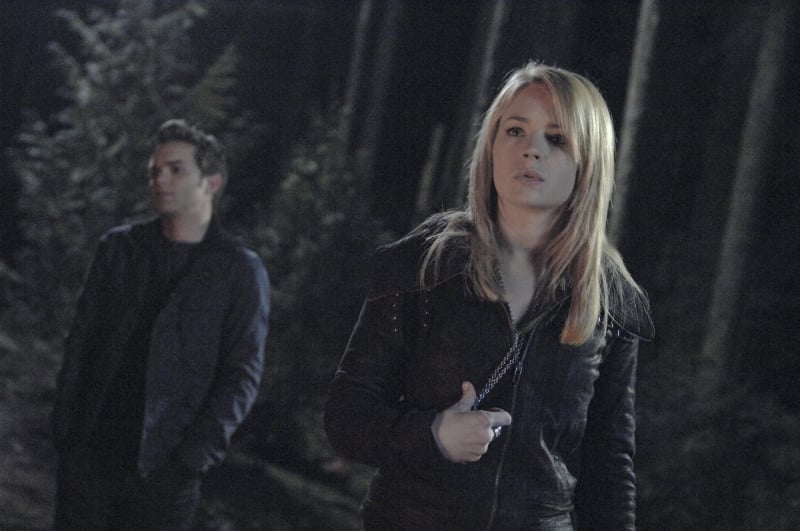 El círculo secreto : Foto Thomas Dekker, Britt Robertson