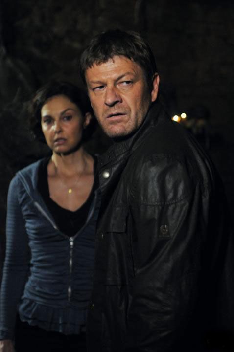 Missing : Foto Ashley Judd, Sean Bean