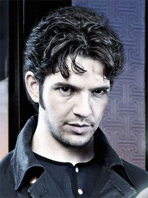 Cartel Damien Molony