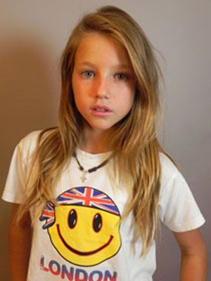 Cartel Victoria Giménez-Guervós