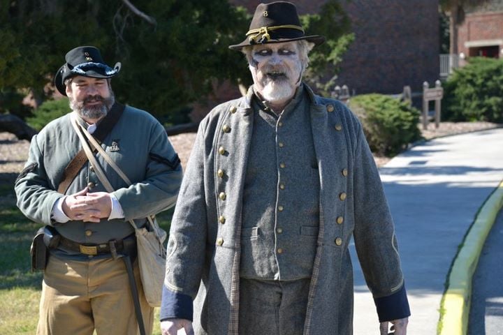 Abraham Lincoln vs. Zombies : Foto