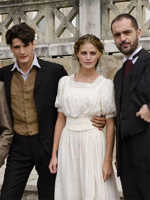 Gran Hotel (2011) : Cartel