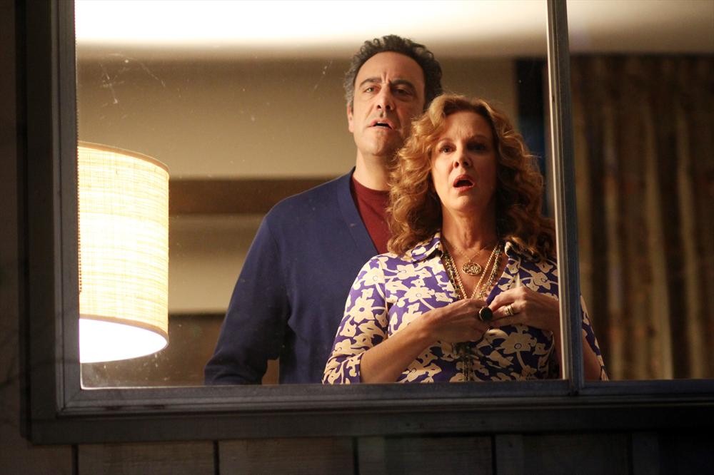 How To Live With Your Parents (For The Rest of Your Life) : Foto Brad Garrett, Elizabeth Perkins