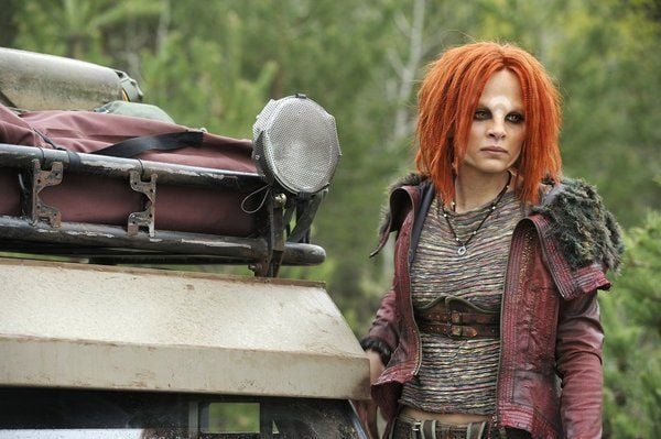 Defiance : Foto Stephanie Leonidas