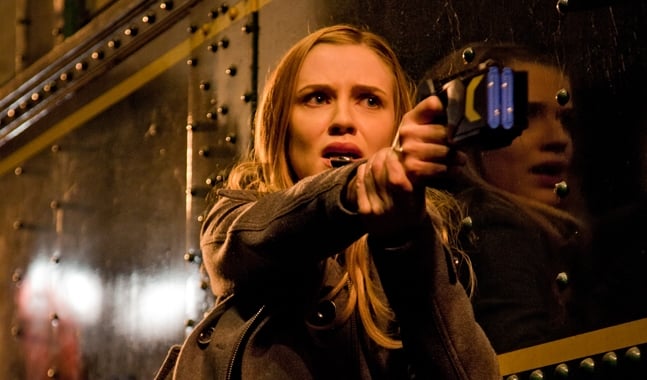 Primeval: New World : Foto Sara Canning