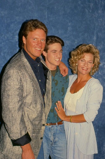 Foto Eric Close, Forry Smith, Kim Zimmer