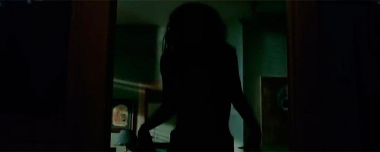 Nunca Apagues La Luz La Pelicula Que Se Hizo Realidad Tras Aterrorizar A Hollywood Noticias De Cine Sensacine Com