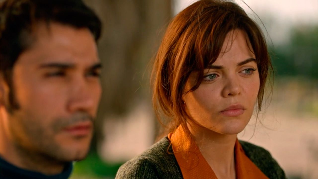 Donde Ver Tierra Amarga La Serie Turca De Moda Tras Love Is In The Air Noticias De Series Sensacine Com