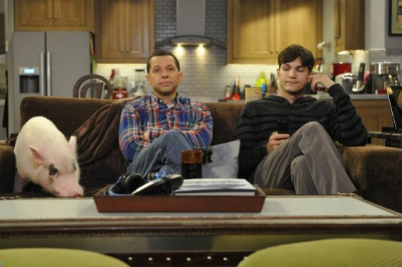 Dos hombres y medio : Foto Ashton Kutcher, Jon Cryer