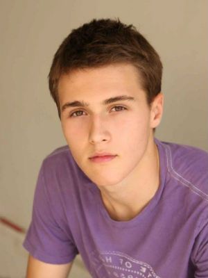 Cartel Cameron Moulene