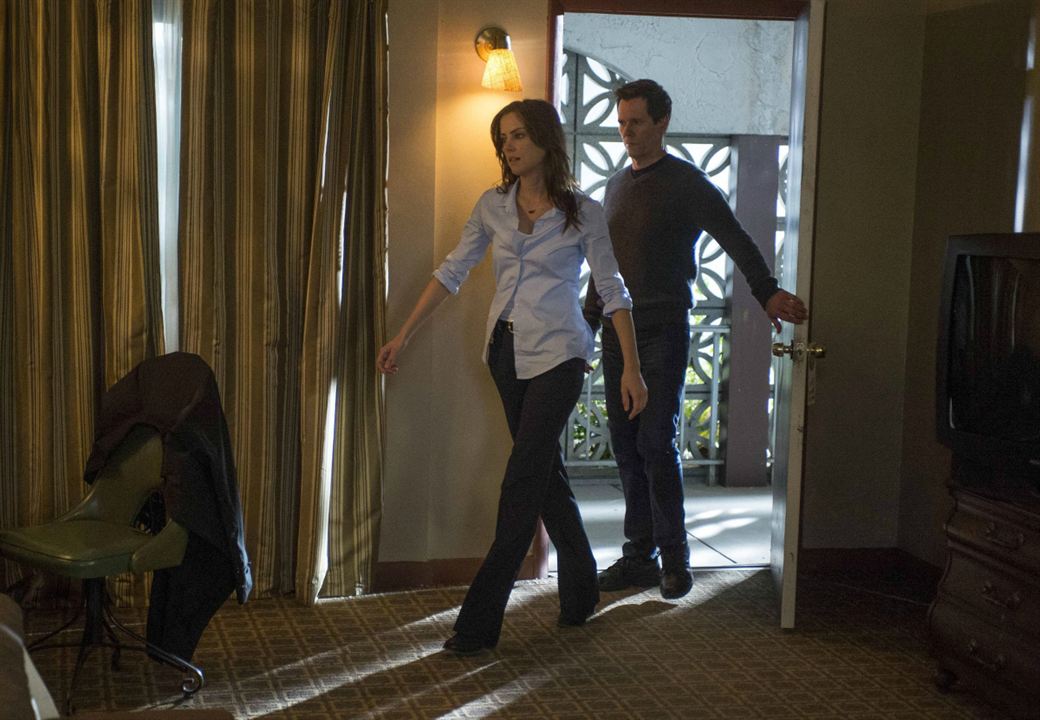 The Following : Foto Jessica Stroup, Kevin Bacon