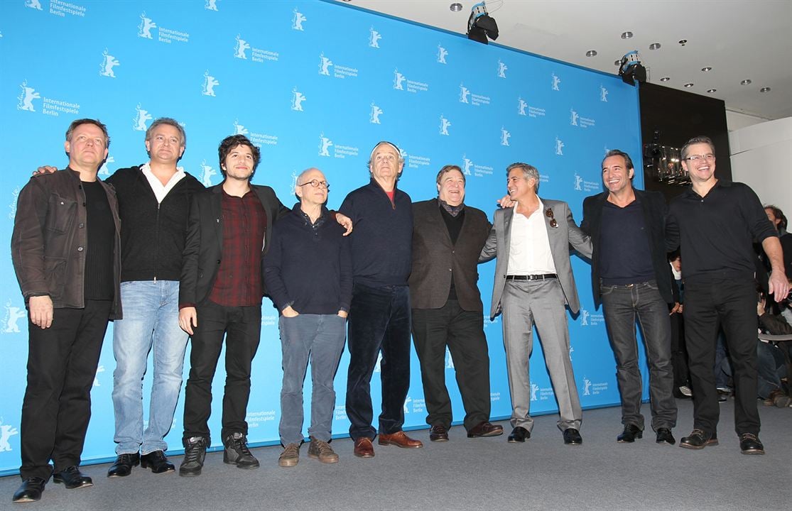 Monuments Men : Couverture magazine Jean Dujardin, Matt Damon, Bob Balaban, Bill Murray, George Clooney, Dimitri Leonidas, John Goodman