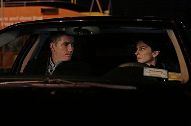 Vigilados: Person of Interest : Foto Annie Parisse, Jim Caviezel