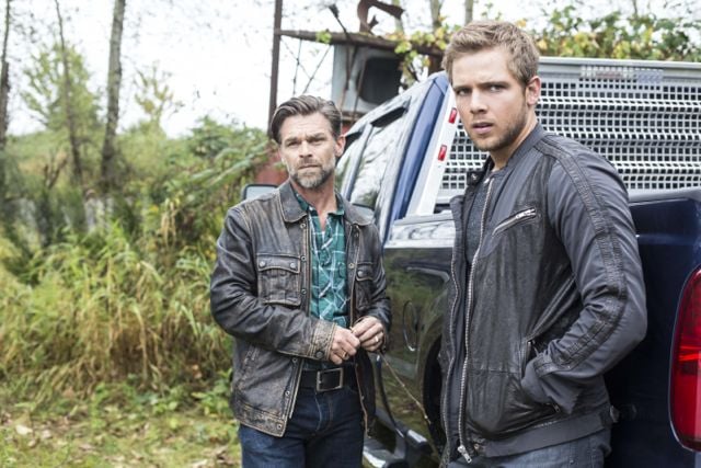 Bates Motel : Foto Max Thieriot, Ian Tracey