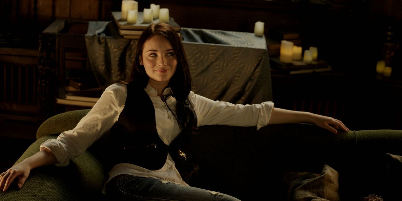 La última viajera del tiempo: Zafiro : Foto Maria Ehrich