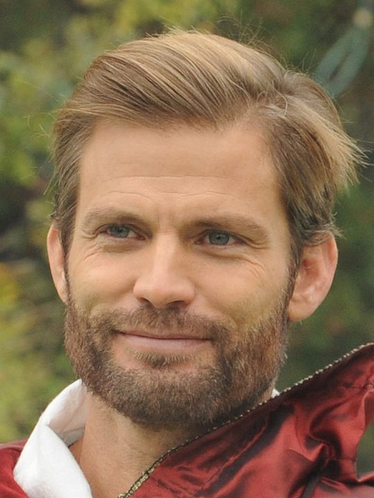 Cartel Casper Van Dien