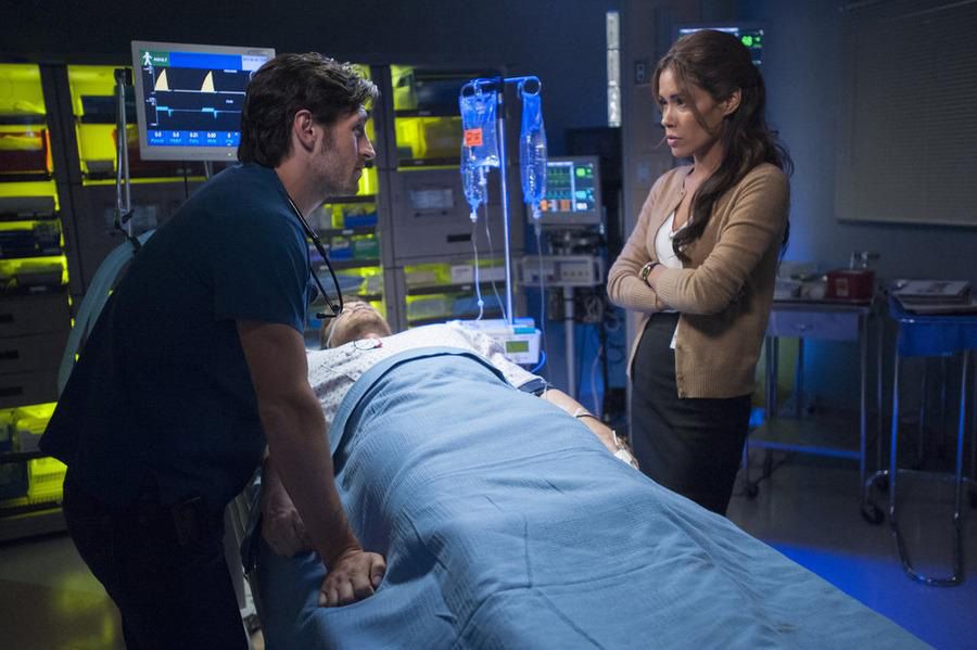 Turno de noche : Foto Eoin Macken, Daniella Alonso