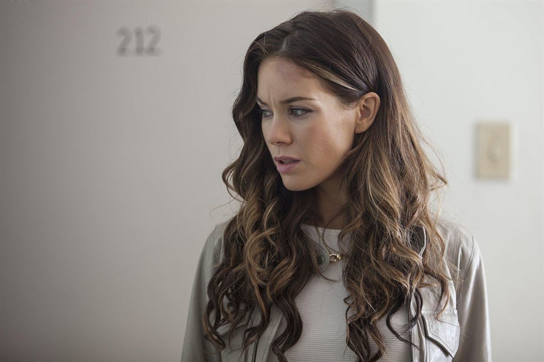 Dominion : Foto Roxanne McKee