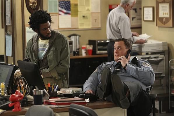 Foto Billy Gardell, Nyambi Nyambi