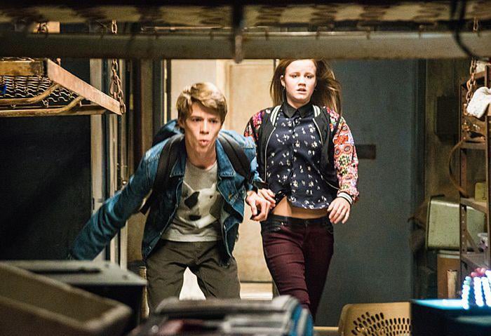 Foto Mackenzie Lintz, Colin Ford