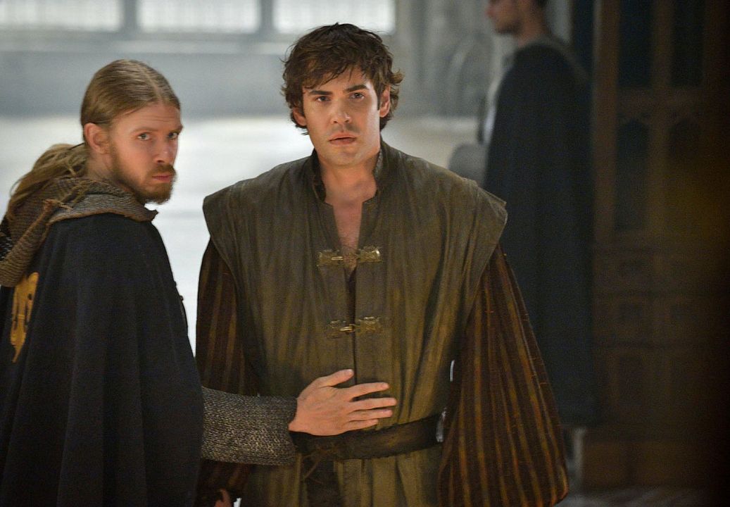 Reign : Foto Rossif Sutherland