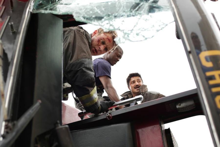 Chicago Fire : Foto Edwin Hodge, Yuri Sardarov, Jesse Spencer