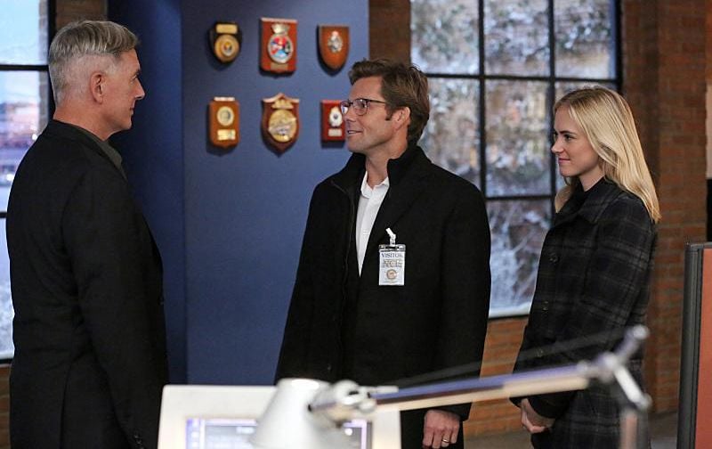 NAVY: Investigación criminal : Foto Jamie Bamber, Emily Wickersham