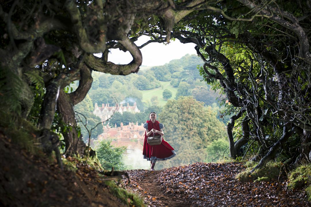 Into The Woods : Foto Lilla Crawford