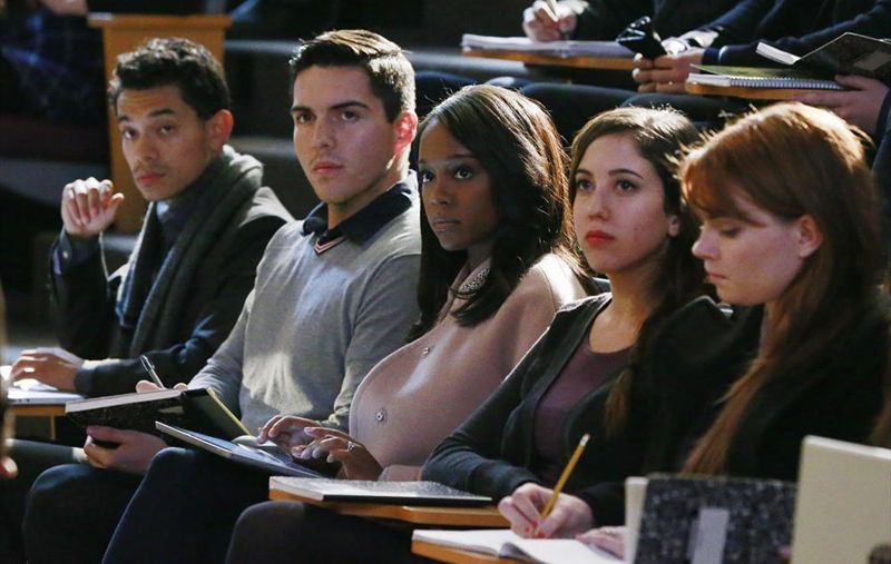 Cómo defender a un asesino : Foto Aja Naomi King