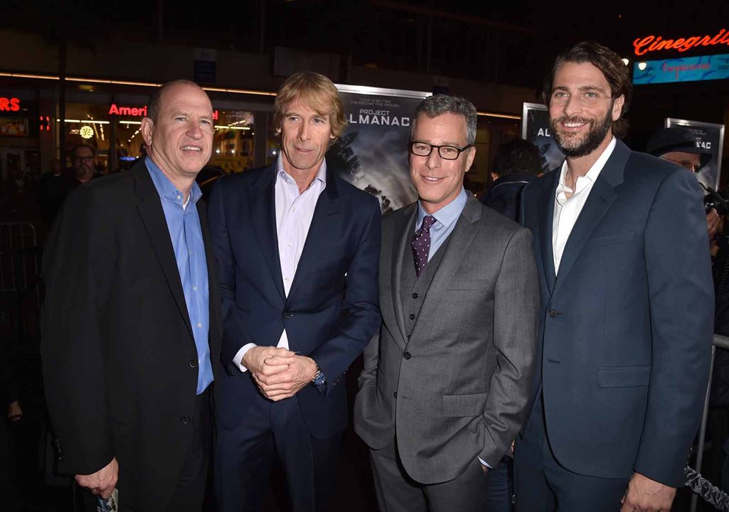 Project Almanac : Couverture magazine Michael Bay, Rob Moore, Andrew Form, Bradley Fuller, Iryna Danyleiko
