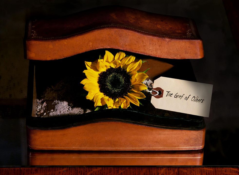 The Grief of Others : Foto