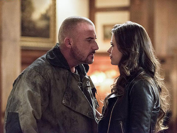 The Flash : Foto Peyton List (I), Dominic Purcell