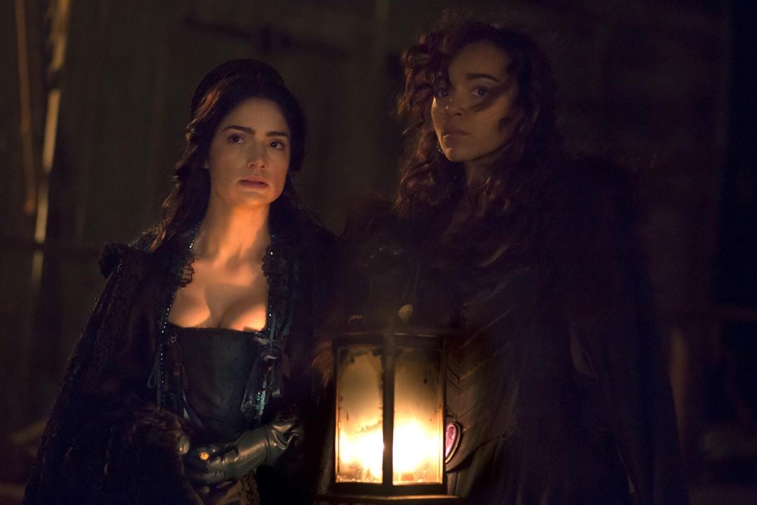 Salem : Foto Ashley Madekwe, Janet Montgomery